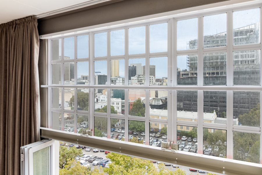 2 Bedroom Property for Sale in Cape Town City Centre Western Cape